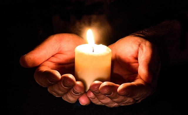 Benefits of Candle Gazing Meditation / Pixabay