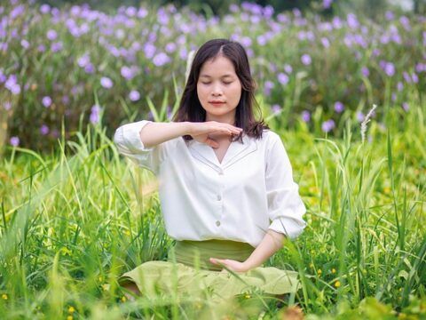 How to do Heart Chakra Meditation / Pixabay
