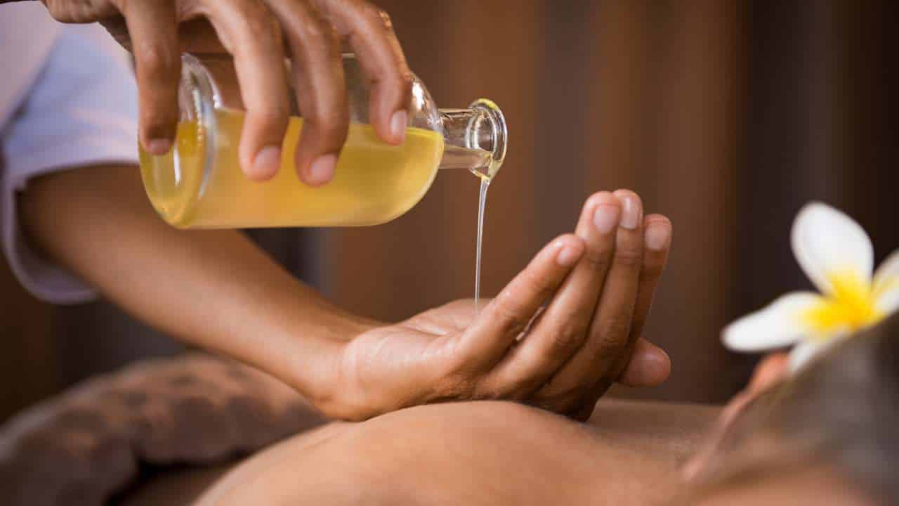 Aromatherapy Benefits for Stress Relief / Canva